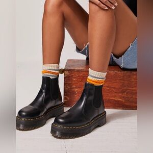 Doc Martens 2976 Smooth Leather Platform Chelsea Boots